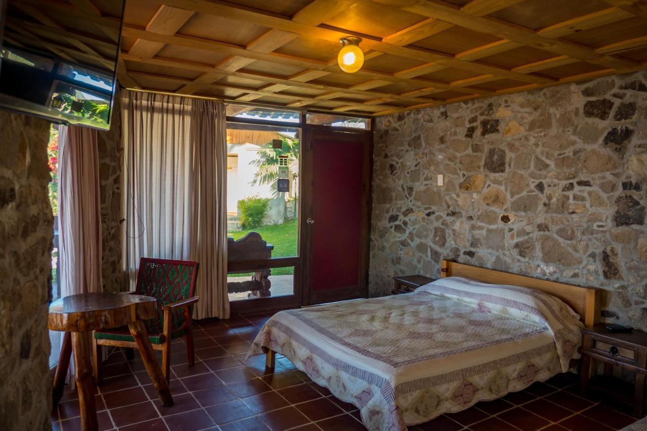 Hotel Terrazas Del Lago San Antonio Palopó Exterior foto